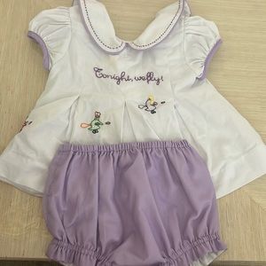 Tonight, We Fly Hocus Pocus Seaux Smocked 2T